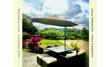 CASA CAMPESTRE EN CALIMA