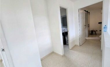 Alquiler de Casa de dos pisos en Brisas Del Golf