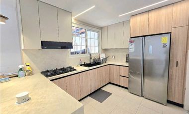 Alquiler de Casa de dos pisos en Brisas Del Golf