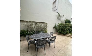 Venta Chalet. 4 dormitorios. jardin y piscina. Stella Maris.
