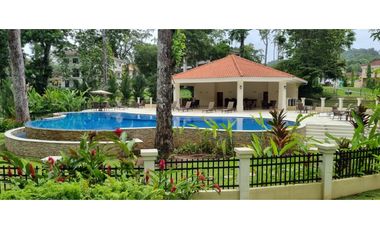 SE VENDE CASA EN PH SENDEROS - CAMINO DE CRUCES - CLAYTON