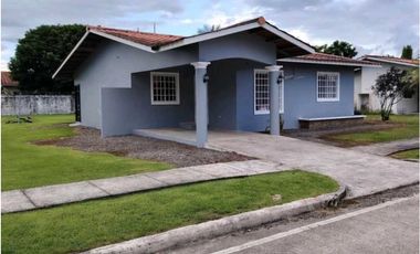 ALQUILER DE CASA EN BOQUERON  2R