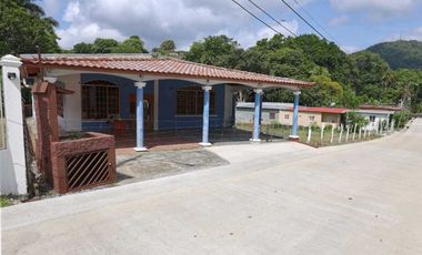 Excelente Precio en venta casa céntrica en Las Lajas Las Cumbres