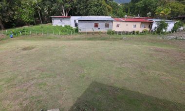 Excelente Precio en venta casa céntrica en Las Lajas Las Cumbres