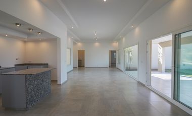 casa a estrenar en venta en club de campo Harás san pablo
