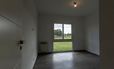 casa a estrenar de 5 ambientes en venta