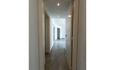 casa a estrenar de 5 ambientes en venta