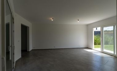 casa a estrenar de 5 ambientes en venta