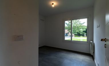 casa a estrenar de 5 ambientes en venta