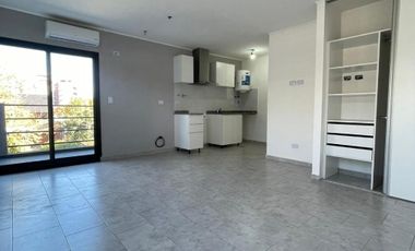 Monoambiente en alquiler en Moron Sur