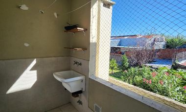 Departamento Tipo Casa en alquiler en Caseros