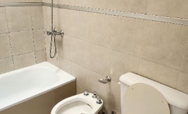 Departamento Tipo Casa en alquiler en Caseros