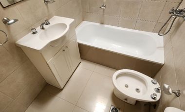 Departamento Tipo Casa en alquiler en Caseros