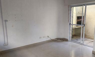 Departamento Tipo Casa en alquiler en Caseros