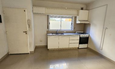 Departamento Tipo Casa en alquiler en Caseros