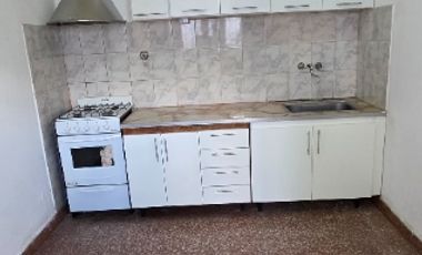 Departamento Tipo Casa en alquiler en Caseros