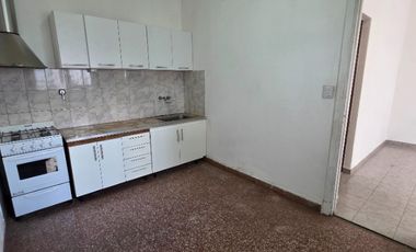 Departamento Tipo Casa en alquiler en Caseros