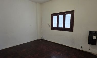 Departamento Tipo Casa en alquiler en Caseros