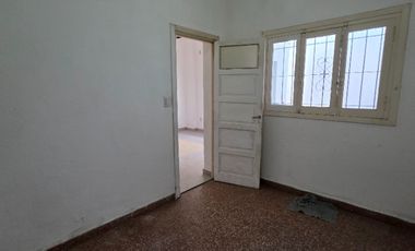 Departamento Tipo Casa en alquiler en Caseros