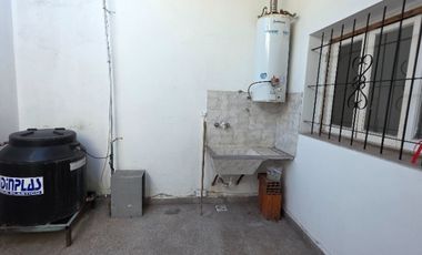 Departamento Tipo Casa en alquiler en Caseros