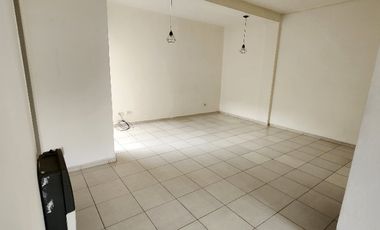 Departamento Tipo Casa en alquiler en Caseros
