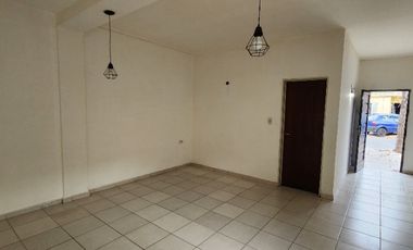 Departamento Tipo Casa en alquiler en Caseros
