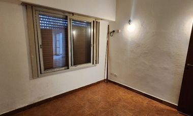 Departamento Tipo Casa en alquiler en Caseros