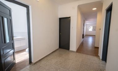Casa en barrio Sur financiada