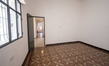 Casa en barrio Sur financiada