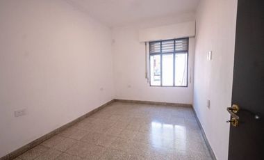 Casa en barrio Sur financiada