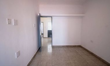 Casa en barrio Sur financiada