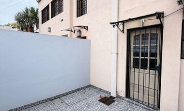 Casa PH en alquiler en Quilmes Centro