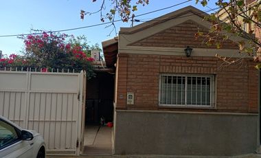 Casa de 3 habitaciones. Rivadavia