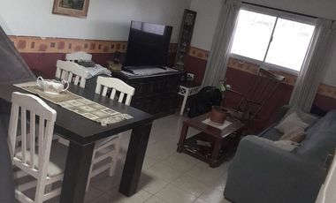Casa de 3 habitaciones. Rivadavia