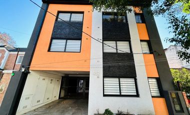 Departamento con cochera alquiler Banfield