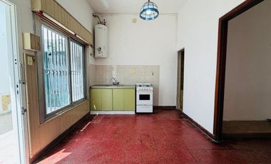 Local y monoambiente venta Lomas de Zamora