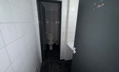 VENTA LOCAL COMERCIAL EN LOMAS DE ZAMORA