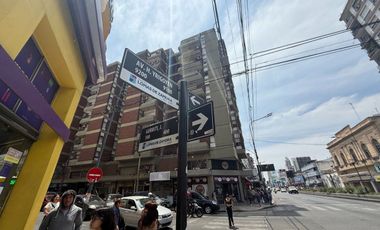 VENTA LOCAL COMERCIAL EN LOMAS DE ZAMORA