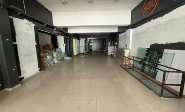 VENTA LOCAL COMERCIAL EN LOMAS DE ZAMORA