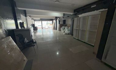 VENTA LOCAL COMERCIAL EN LOMAS DE ZAMORA