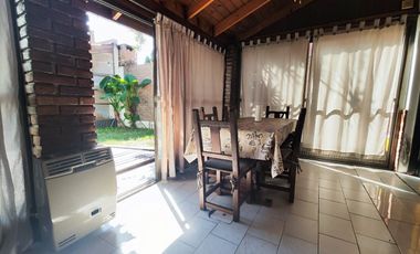 Casa en venta 3 AMBIENTES- Lanús