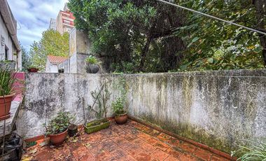 Venta Departamento 2 ambientes Miramar con patio