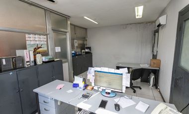 IMPORTANTE INMUEBLE COMERCIAL/INDUSTRIAL V. DEVOTO