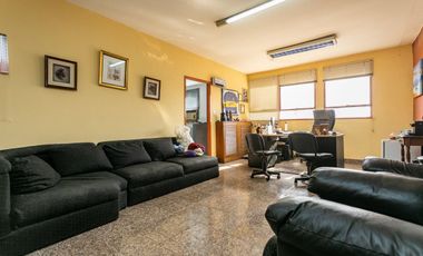 IMPORTANTE INMUEBLE COMERCIAL/INDUSTRIAL V. DEVOTO