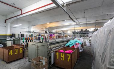 IMPORTANTE INMUEBLE COMERCIAL/INDUSTRIAL V. DEVOTO