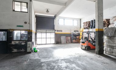 IMPORTANTE INMUEBLE COMERCIAL/INDUSTRIAL V. DEVOTO