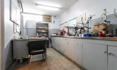 IMPORTANTE INMUEBLE COMERCIAL/INDUSTRIAL V. DEVOTO
