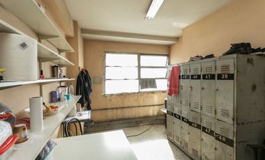 IMPORTANTE INMUEBLE COMERCIAL/INDUSTRIAL V. DEVOTO