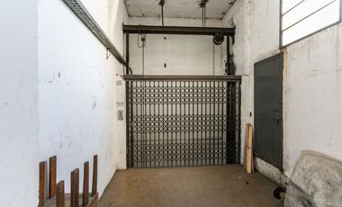 IMPORTANTE INMUEBLE COMERCIAL/INDUSTRIAL V. DEVOTO
