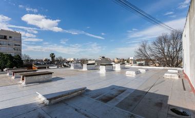 IMPORTANTE INMUEBLE COMERCIAL/INDUSTRIAL V. DEVOTO